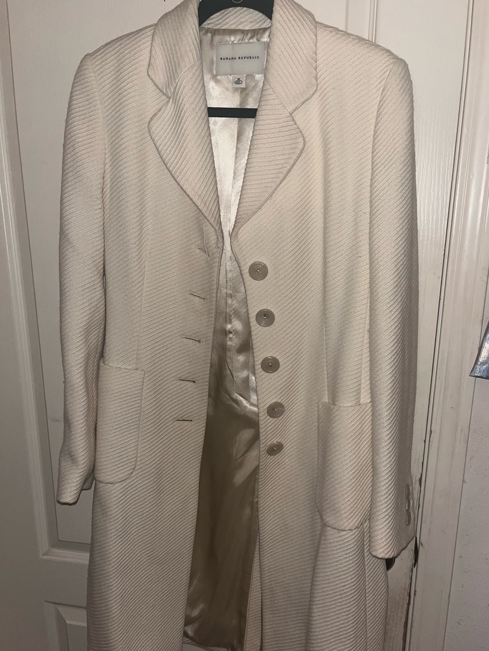 Banana Republic Women's Textured cotton / wool Coat in cream Size Medium